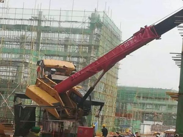 颍东区吊车出租_吊车出租时哪些环境不允许作业